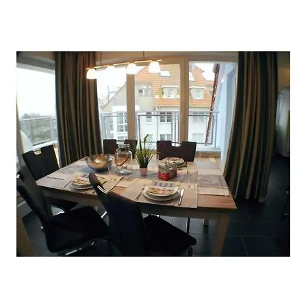 Cosy Holiday Near Beach Feriehus