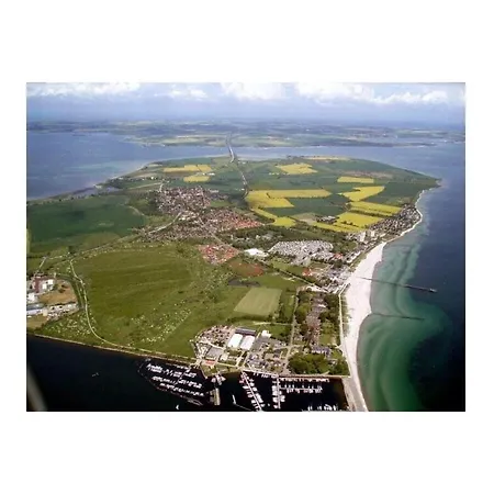 Cosy Holiday Near Beach Feriehus
