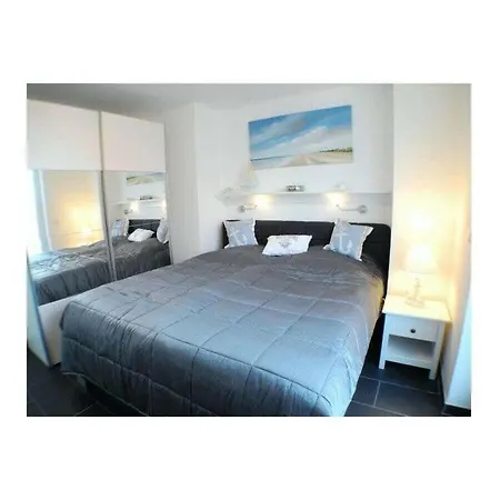 Cosy Holiday Near Beach Feriehus